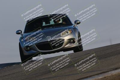 media/Oct-19-2025-Speed Ventures (Sun) [[a6e7fe67be]]/Black/Session 1 (Grapevine)/